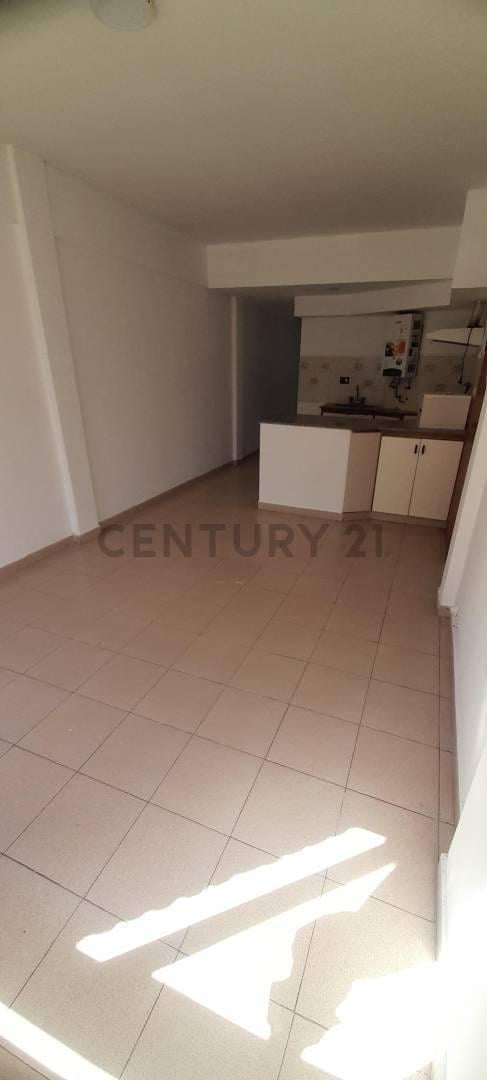 Foto de Departamento de 2 ambientes en alquiler, Ubicado en Av. 66 e/ 115 y 116, imagen 2