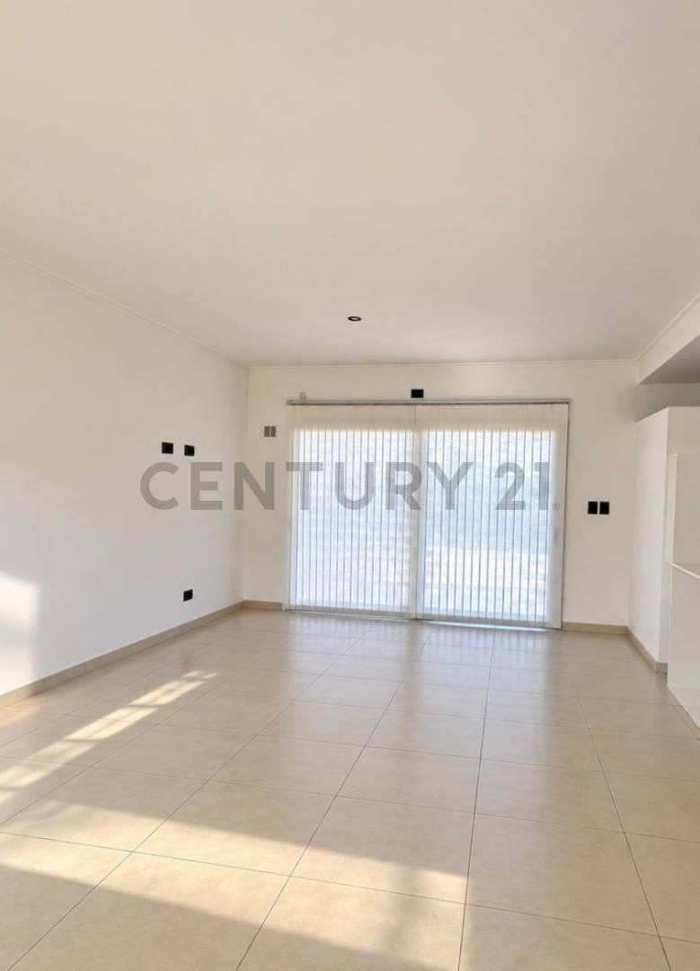 Foto de 140 entre 36 y 37. Dúplex en venta 2 dormitorios, imagen 2