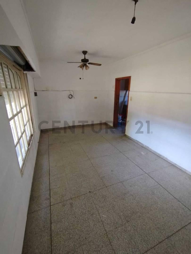 Foto de CASA EN VENTA LISANDRO OLMOS, imagen 2