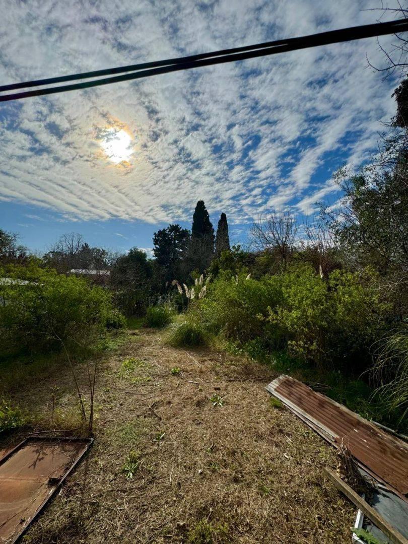 Foto de Camino Belgrano entre 484 y 484. Lote en venta 1992m2 City Bell, imagen 1