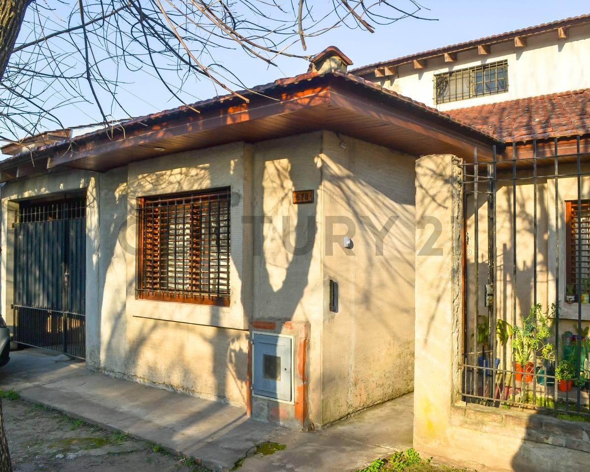 Foto de CASA DE TRES DORMITORIOS - 603 e/ 8 y 9, imagen 4