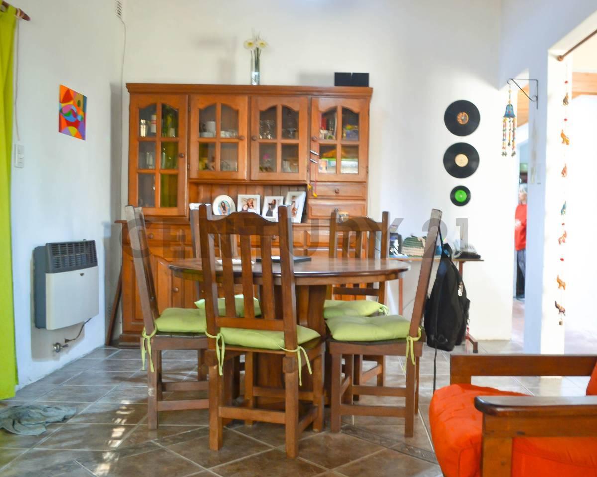 Foto de CASA DE TRES DORMITORIOS - 603 e/ 8 y 9, imagen 2