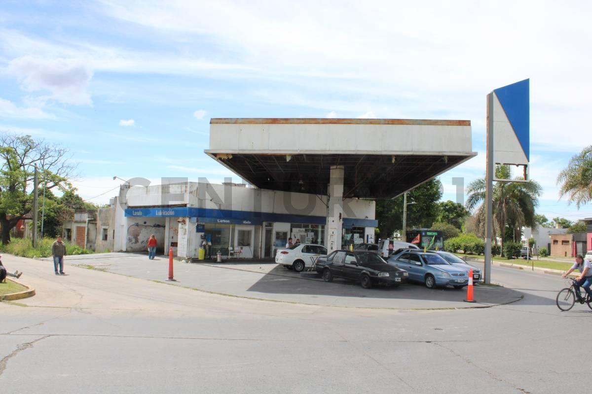 Foto de Venta de importante esquina en La Plata. Diagonal 74 y 31.-, imagen 4