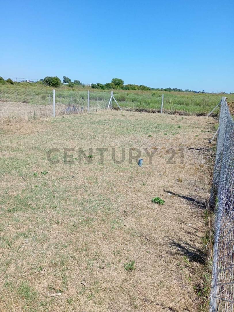 Foto de 30 y 628 Lote en venta en Arana. La Plata, imagen 1