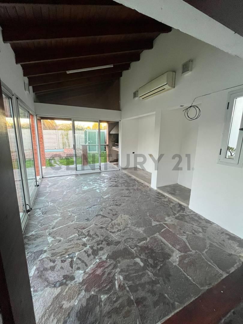 Foto de .Casa venta de 2 dormitorios en venta en Gonnet. Calle 496 entre 6 y 7., imagen 4