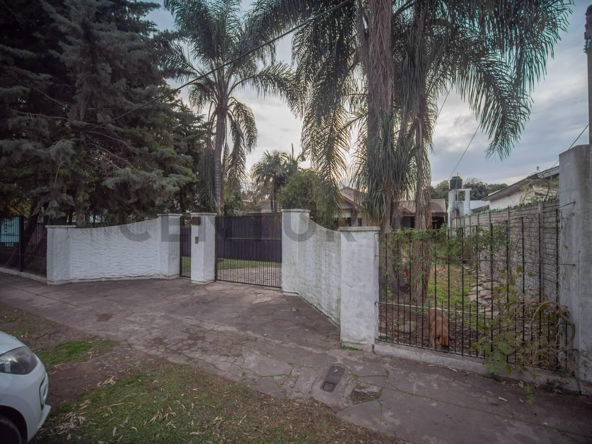 Foto de LOTE EN VENTA EN M.B GONNET - zona UA2, imagen 2