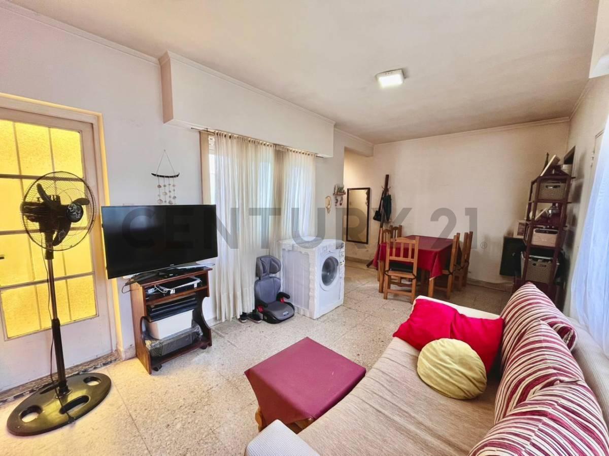 Foto de PH en venta — Excelente ubicación (18 y 33) · Bajas expensas. Dos, imagen 4
