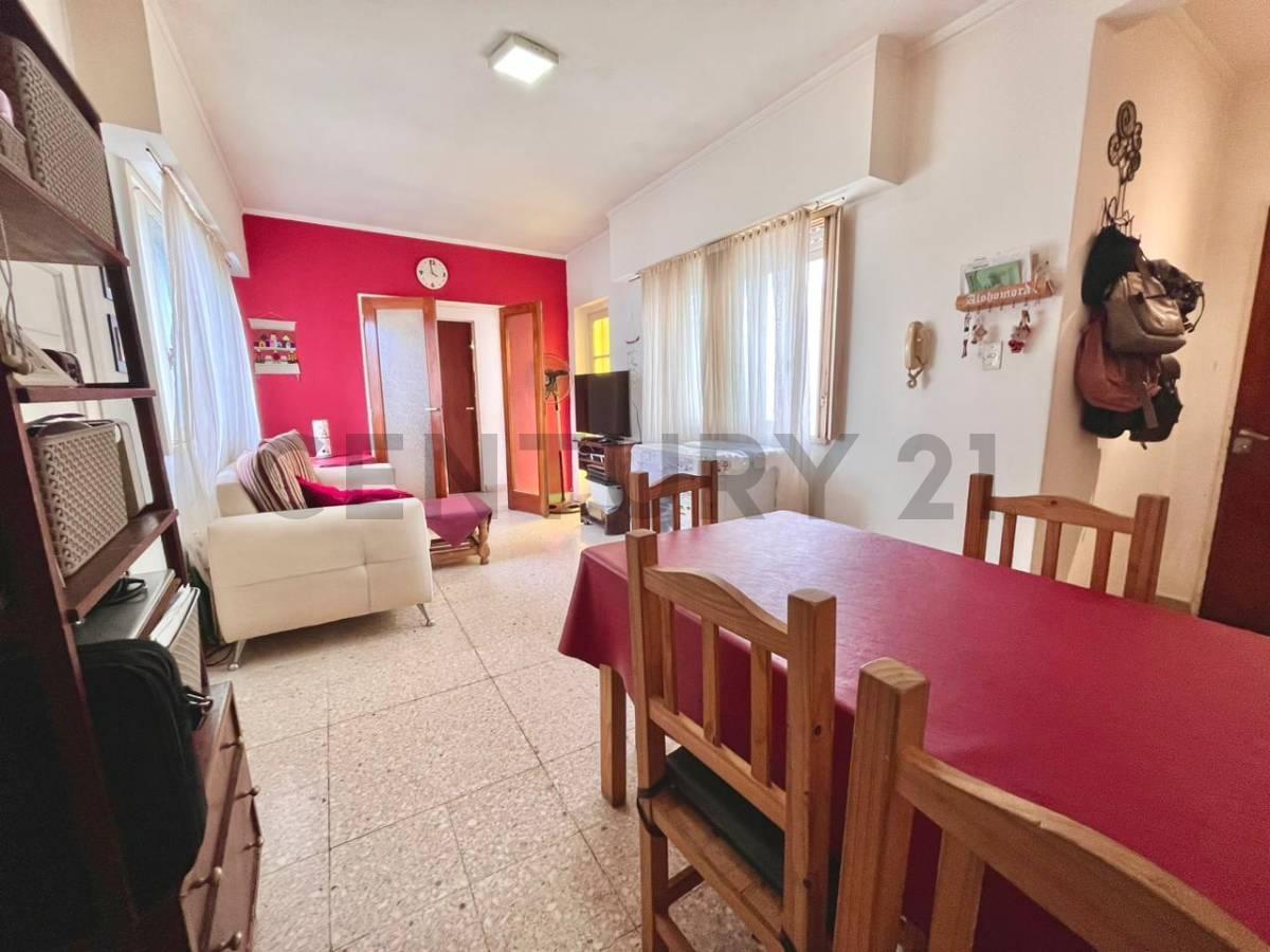 Foto de PH en venta — Excelente ubicación (18 y 33) · Bajas expensas. Dos, imagen 3
