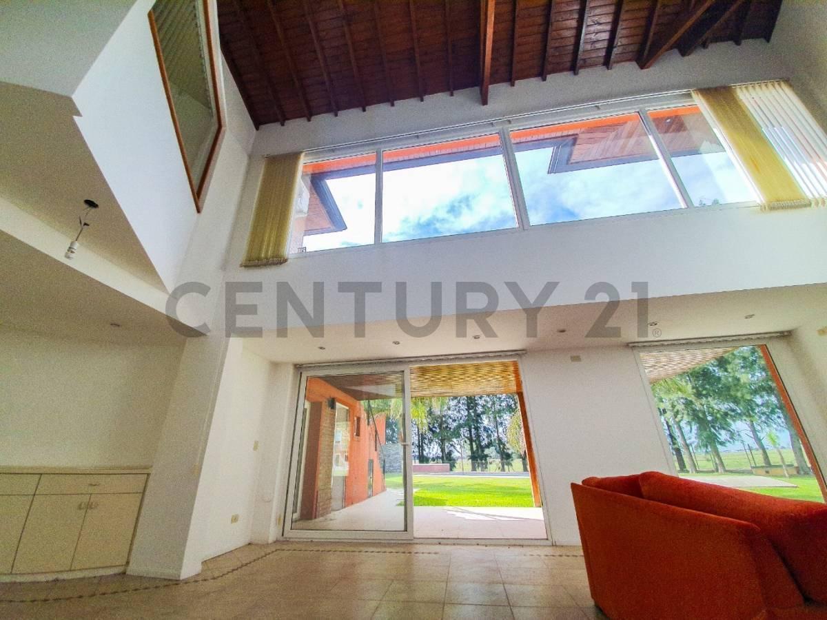 Foto de Casa en Venta. Haras del Sur I, imagen 4