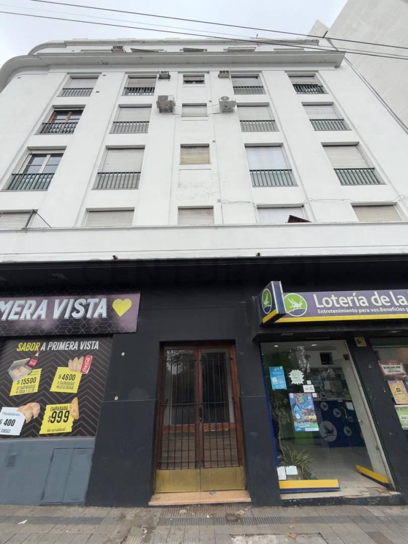 Foto de Departamento en Venta en La Plata. Plaza Italia., imagen 1