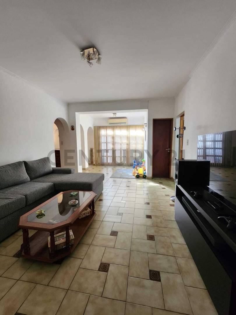Foto de 65 entre 5 y 6. Casa en Ph en venta, imagen 3