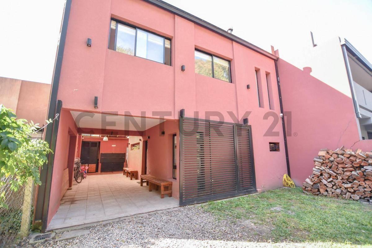 Foto de 21 entre 656 y 657, Casa en venta, Villa Parque Sicardi.-, imagen 1