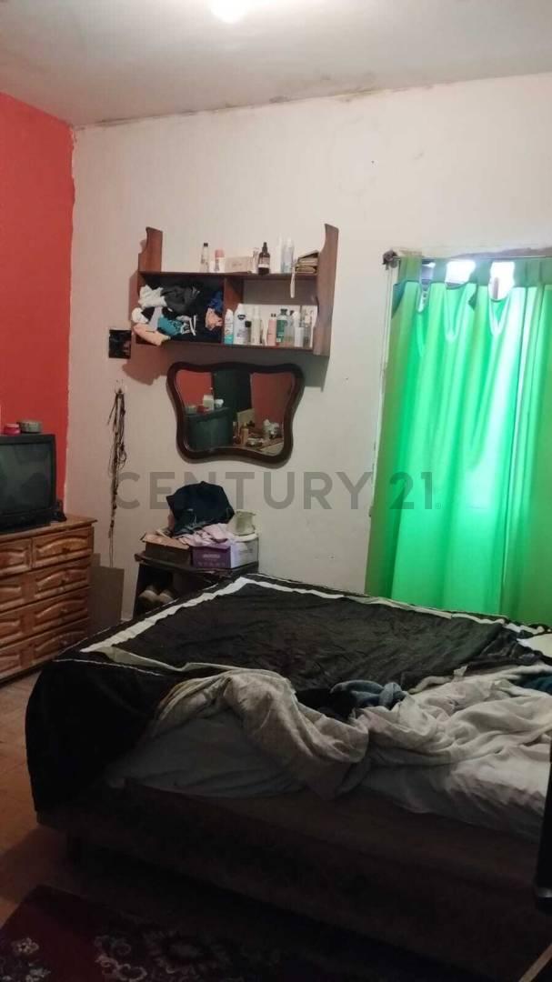 Foto de 124 entre 530 y 531 Casa con local comercial a la venta, Ensenada., imagen 1
