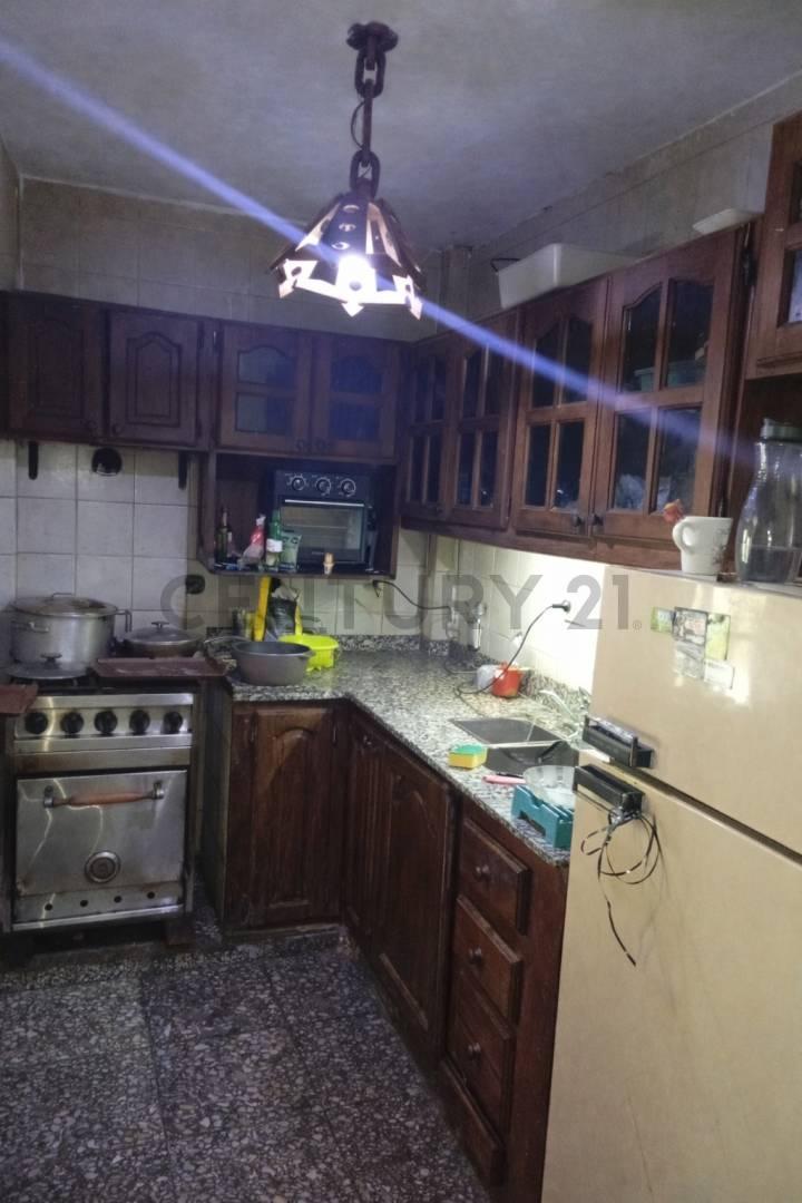 Foto de 28 entre 77 y 78 Casa 3 dormitorios en Venta. Altos de San Lorenzo, imagen 4