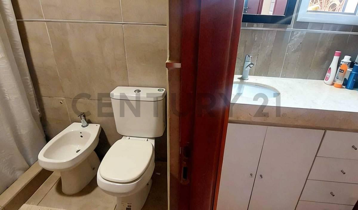 Foto de 134 entre 428 y 429. Casa en Venta 3 dorm. Villa Elisa., imagen 5