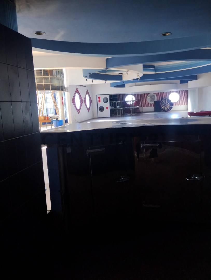 Foto de 528 ENTRE 20 Y 21, Tolosa La Plata. VENTA EN BLOQUE, SALON PARA, imagen 5