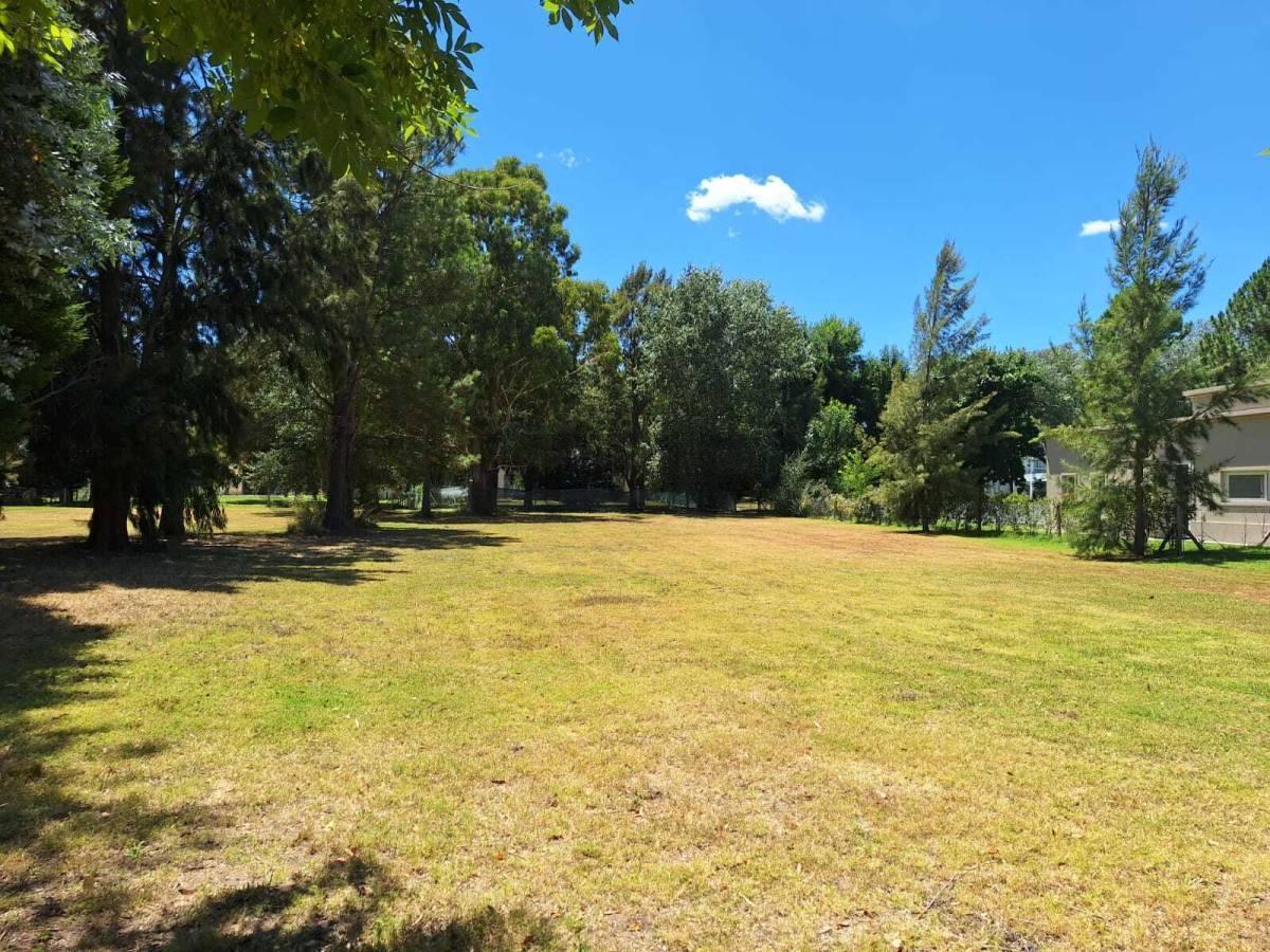Foto de Lote en Venta en Miralagos II, Club de Campo, imagen 1