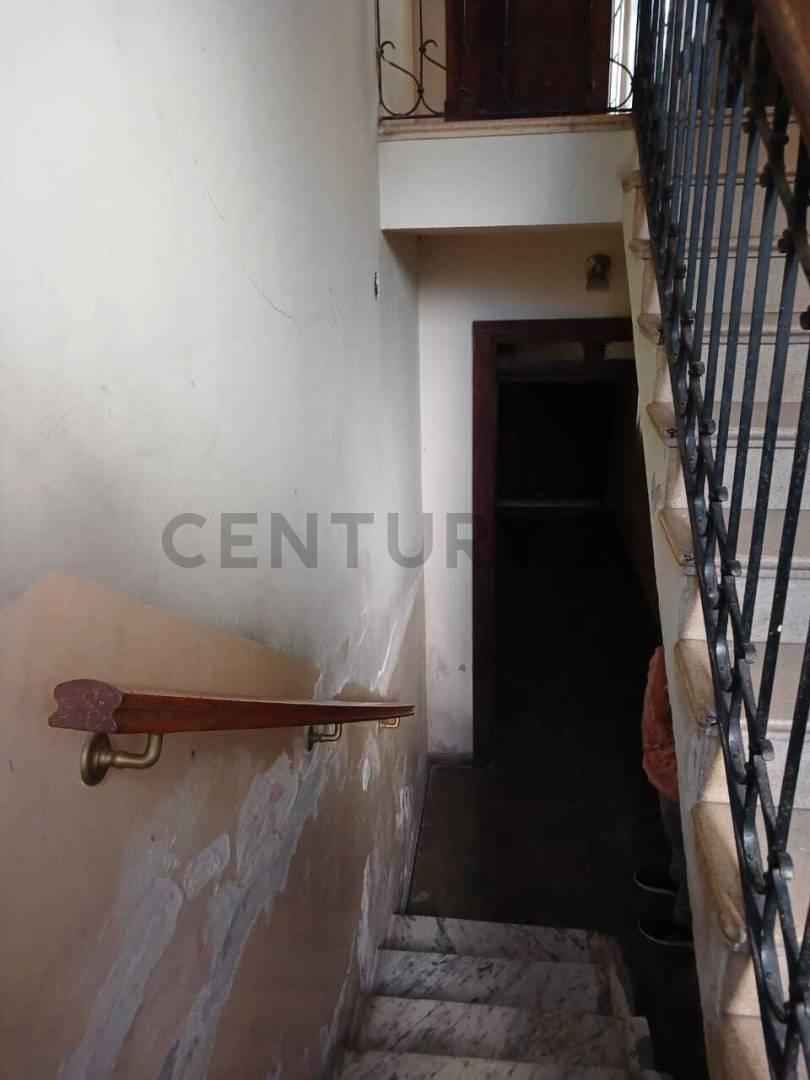 Foto de 5 entre 41 y 42. Venta de Casa cuatro dormitorios y terreno, imagen 3