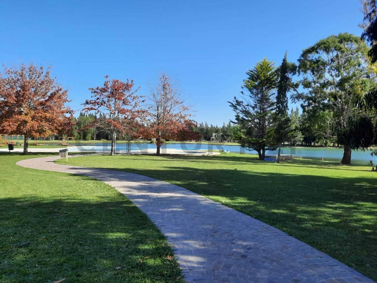 Foto de Miralagos II, Club de Campo y Spa. Lote en venta., imagen 1