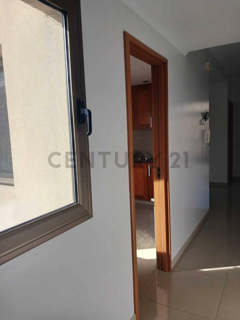 Foto de 40 entre 4 y 5. Depto tres dormitorios en Edificio Vecchio V, imagen 4