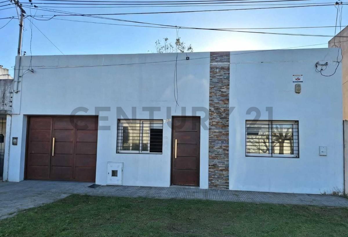 Foto de 137 entre 46 y 47, San Carlos (La Plata). Casa en venta, imagen 1