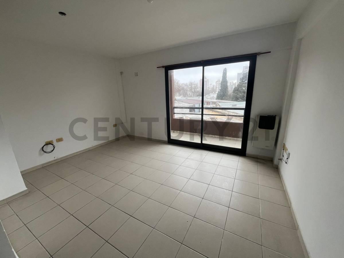 Foto de Departamento de 2 dormitorios con cochera descubierta | 5 e/ 57 y 58, imagen 3