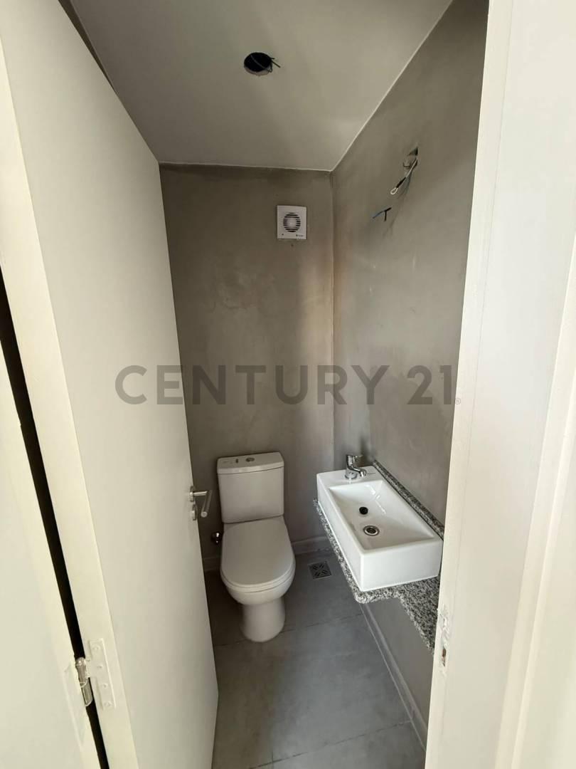 Foto de Venta Departamento Dos Dormitorios. Diagonal 77 entre 11 y 12., imagen 3