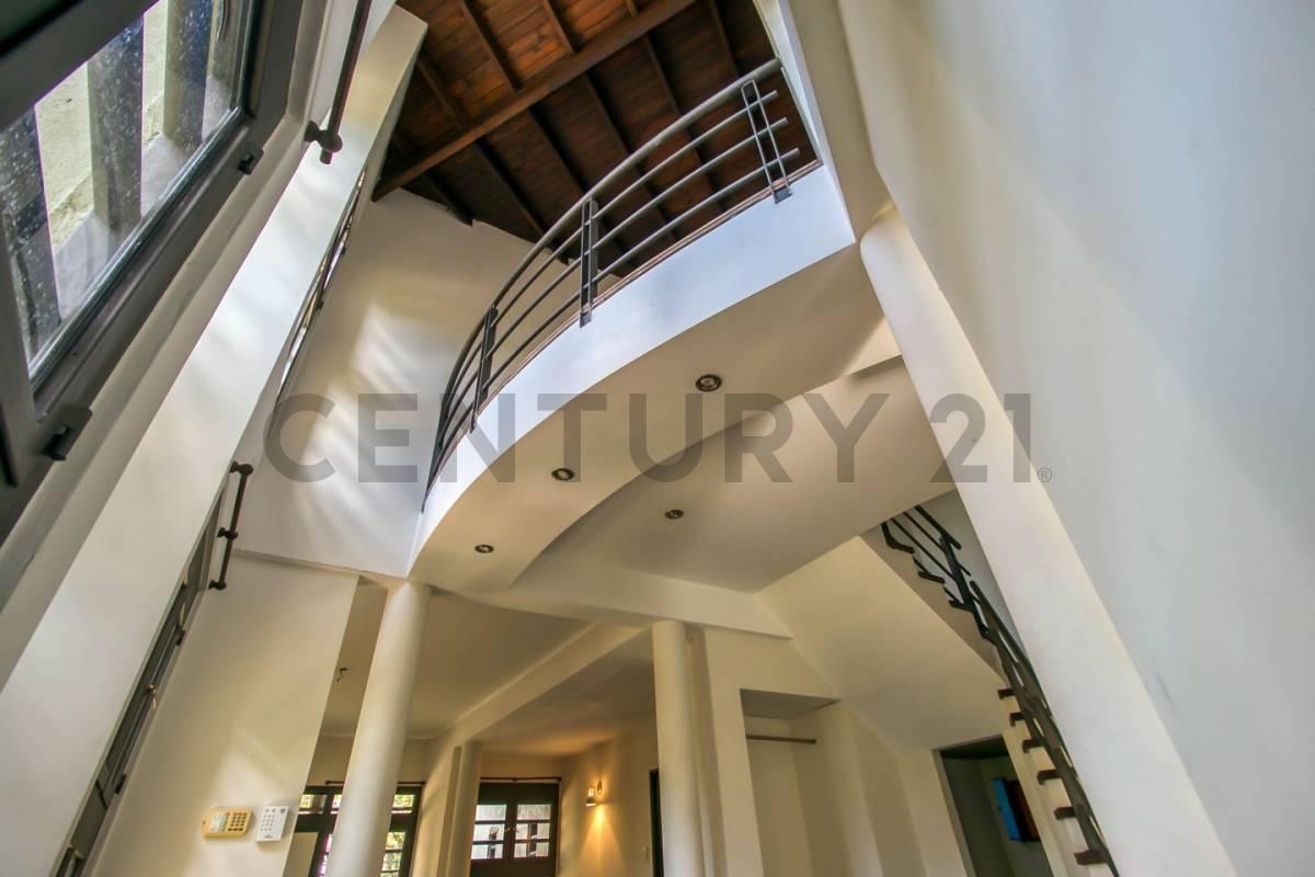 Foto de Casa en venta City Bell entre caminos, imagen 4
