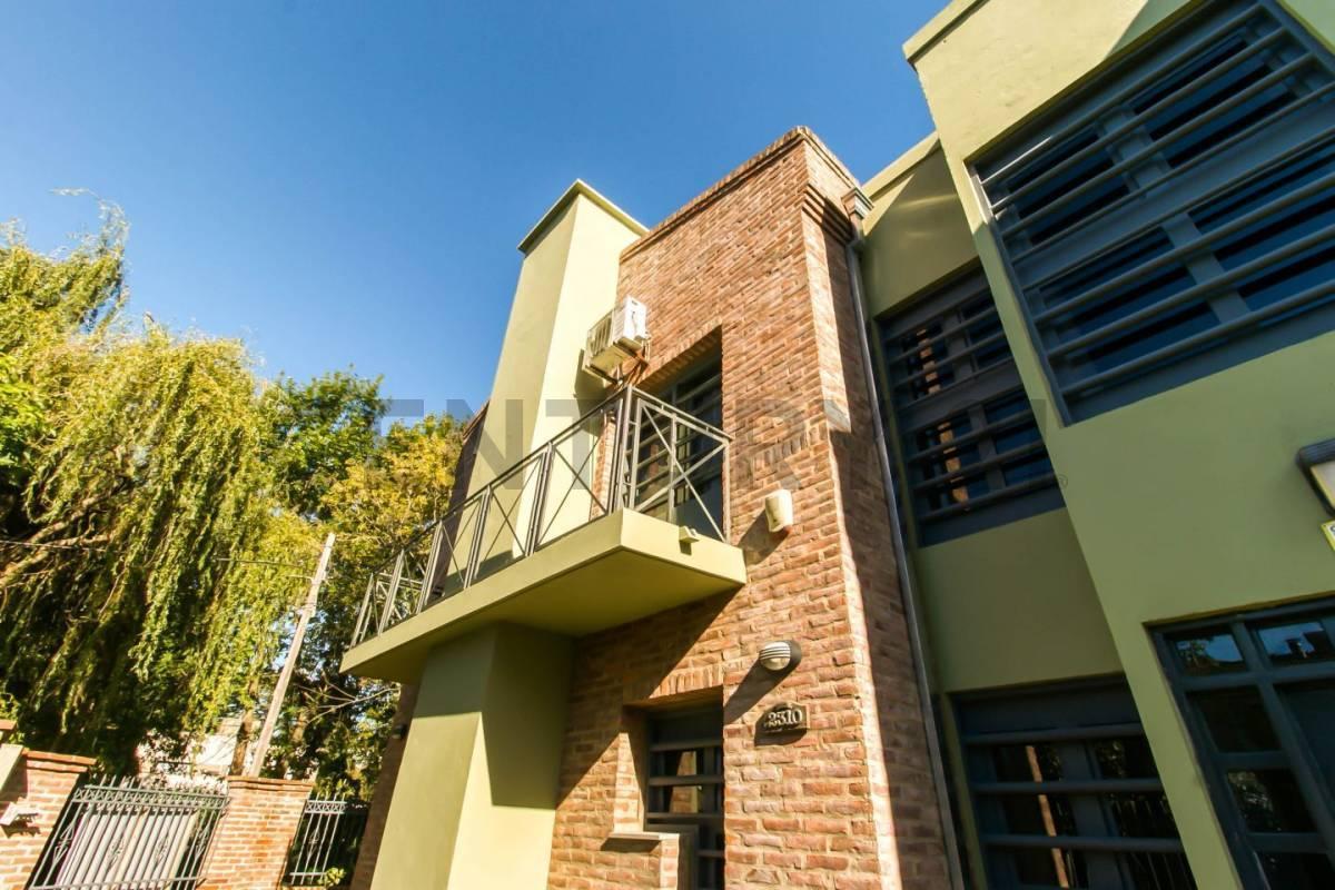 Foto de Casa en venta City Bell entre caminos, imagen 1