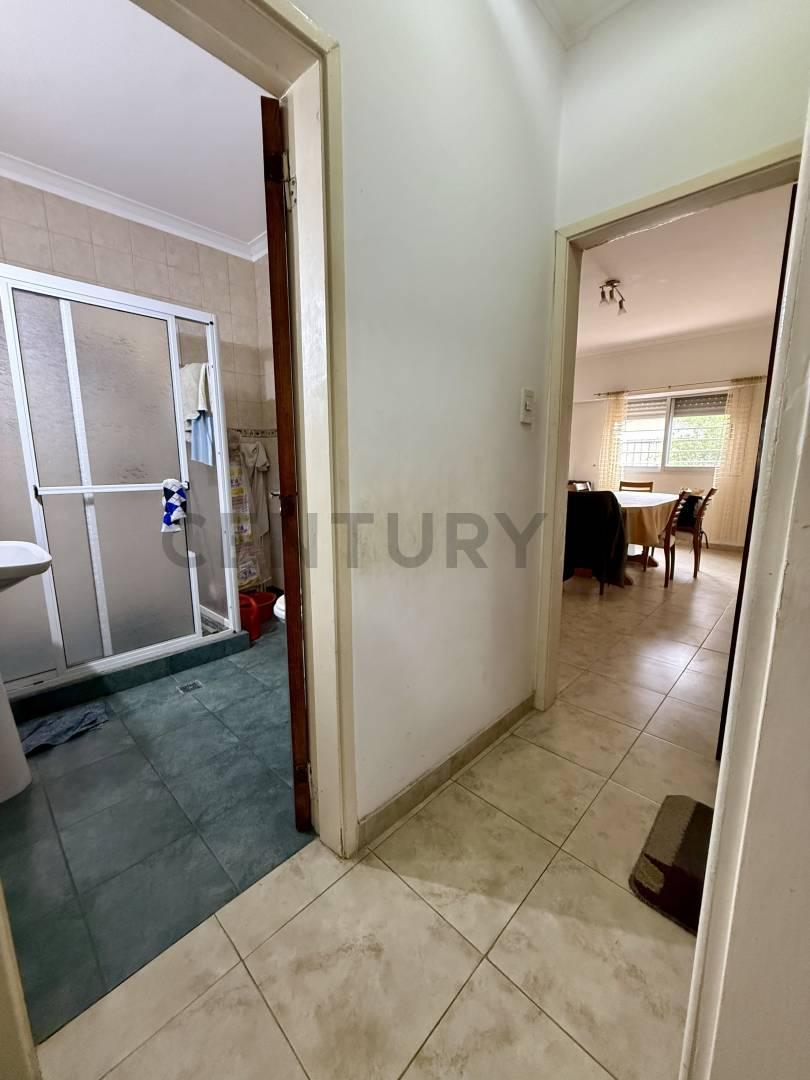 Foto de 61 entre 30 y 31, Casa en Venta, La Plata., imagen 1