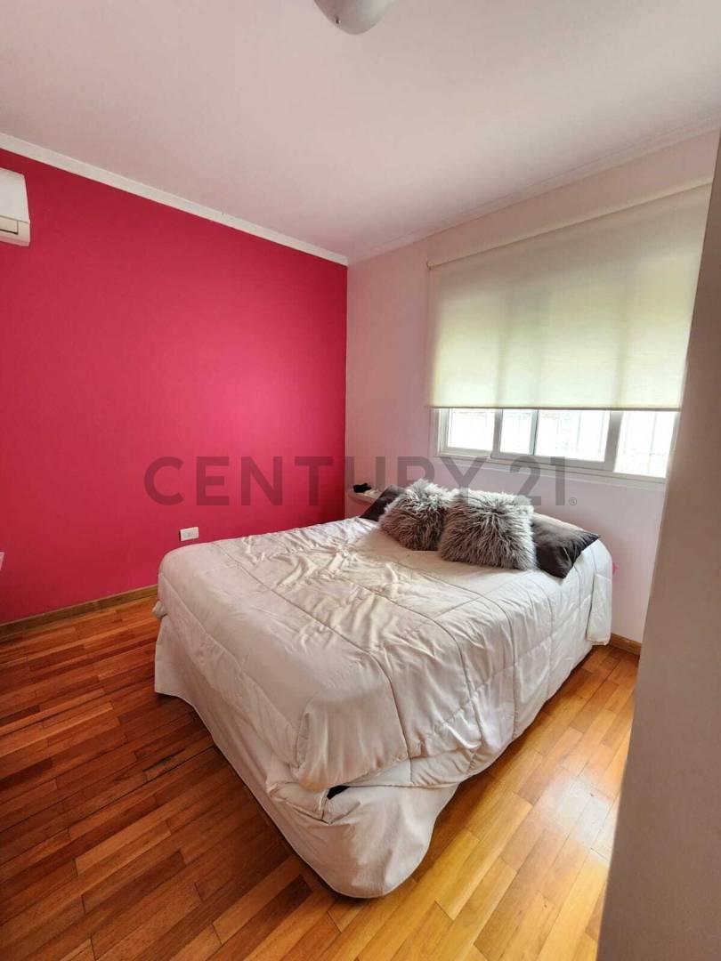 Foto de 57 entre 27 y 28. Casa en venta. La Plata, imagen 5