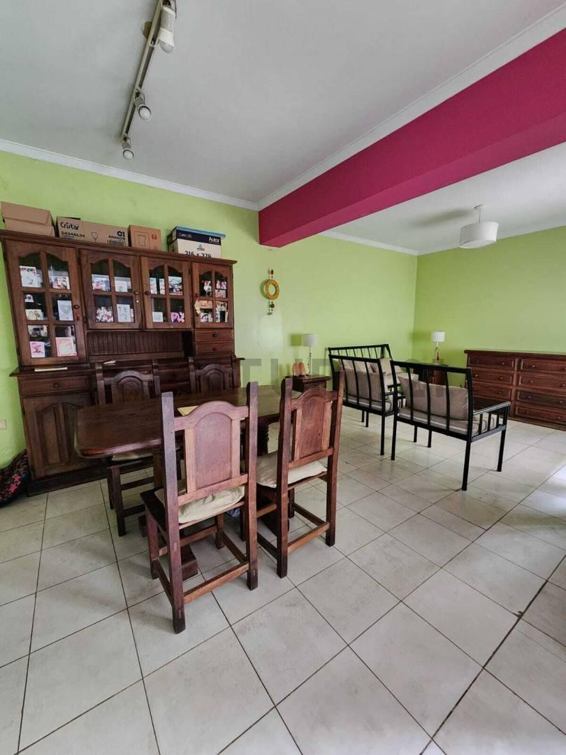 Foto de 57 entre 27 y 28. Casa en venta. La Plata, imagen 3