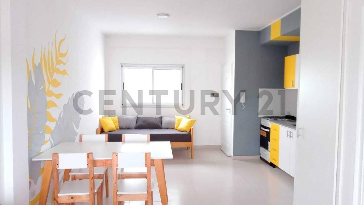 Foto de Departamento Monoambiente con Cochera. Calle 35 entre 6 y 7., imagen 1