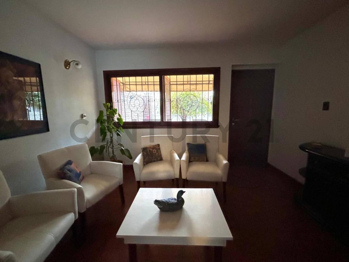 Foto de Casa en venta en calle 14 entre 35 y 36. Apto Banco Nacion.-, imagen 4
