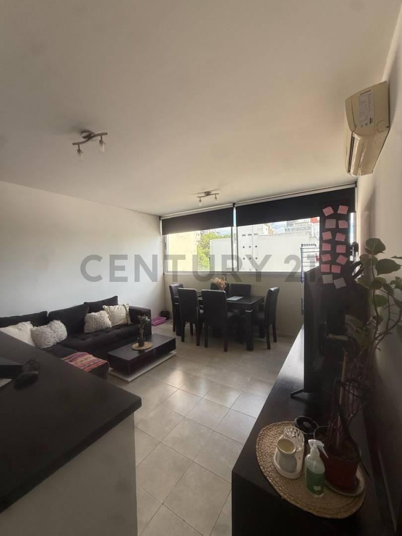 Foto de Departamento en alquiler – Calle 12 entre 42 y 43. Un Dormitorio., imagen 1