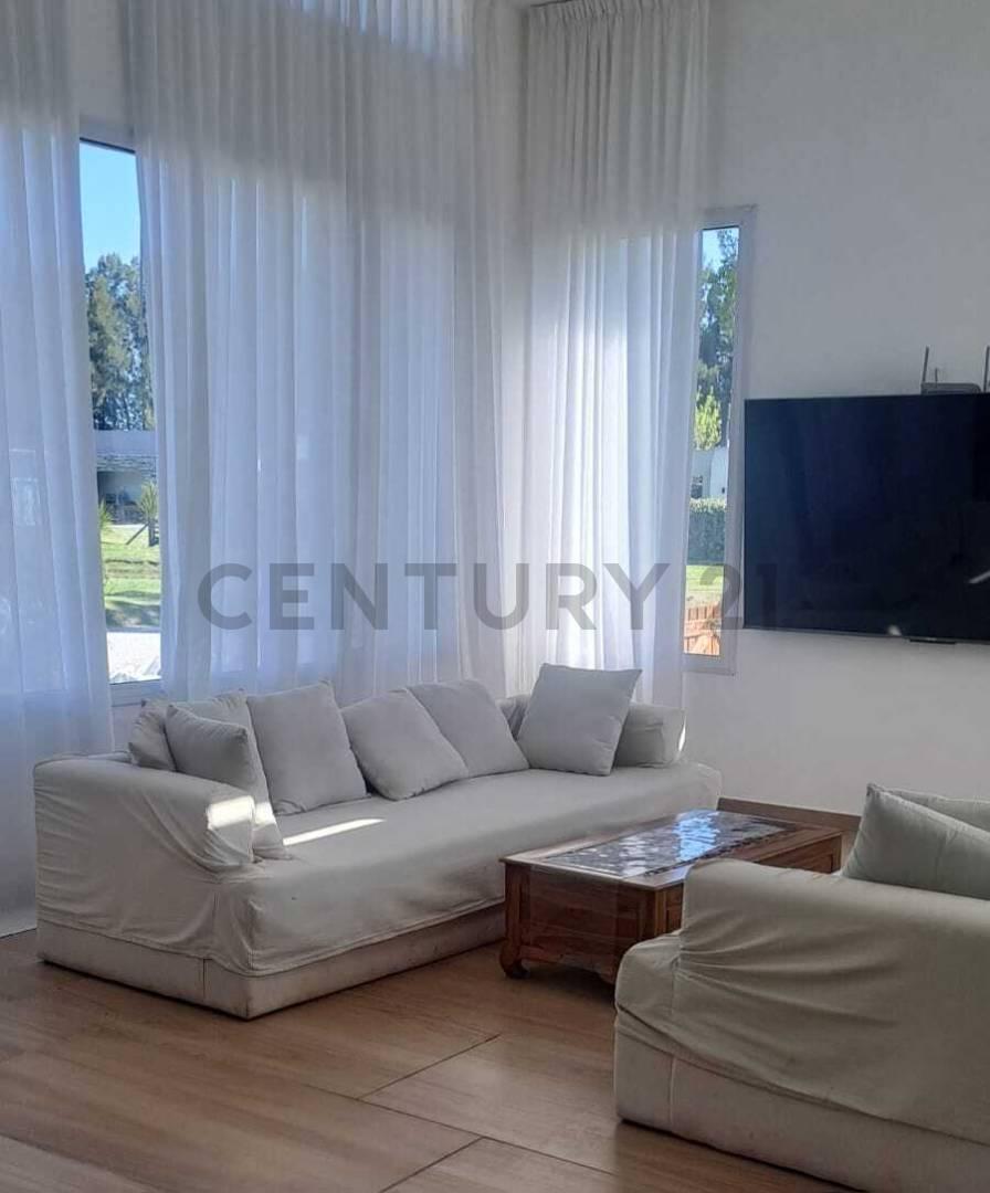 Foto de Miralagos II, Club de Campo y Spa. Casa de 3 dormitorios en venta, imagen 1