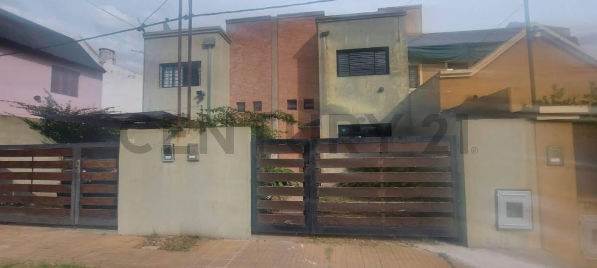 Foto de 138 entre 33 y 34. Dúplex 2 AMBIENTES en San Carlos, La Plata, imagen 2