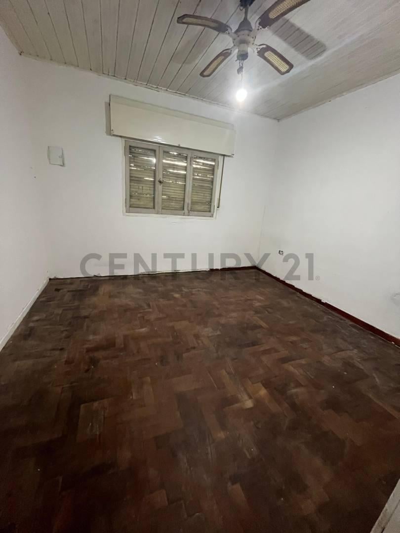 Foto de Casa en venta de 3 dormitorios en Tolosa | Calle 1 e/ 521 y 522, imagen 4