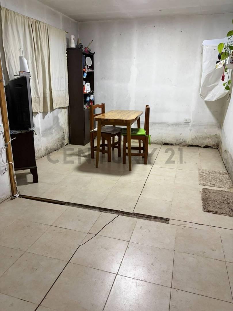 Foto de CASA EN VENTA - BARRIO CERRADO Villa Elvira., imagen 2
