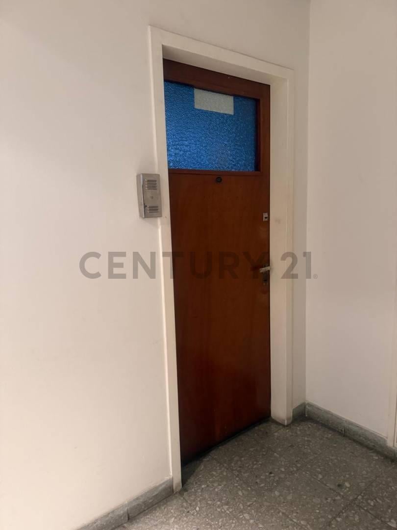 Foto de Oficina en venta. Calle 48 entre 5 y 6., imagen 2