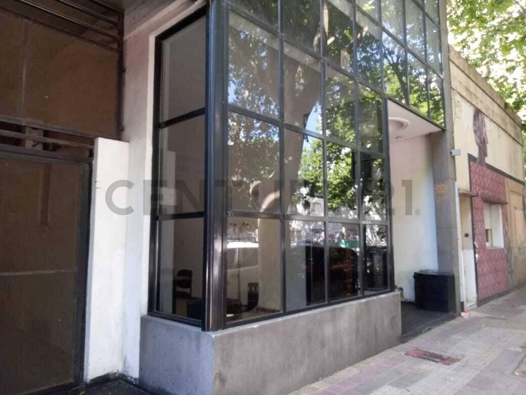 Foto de 56 entre 8 y 9. Oficina en alquiler, imagen 4