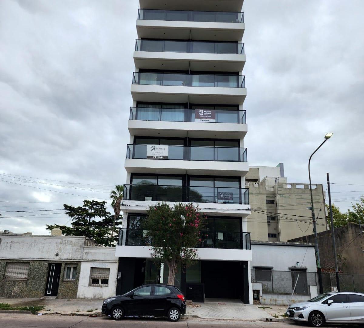 Foto de 65 entre 25 y 26. Departamento en alquiler en La Plata, imagen 2