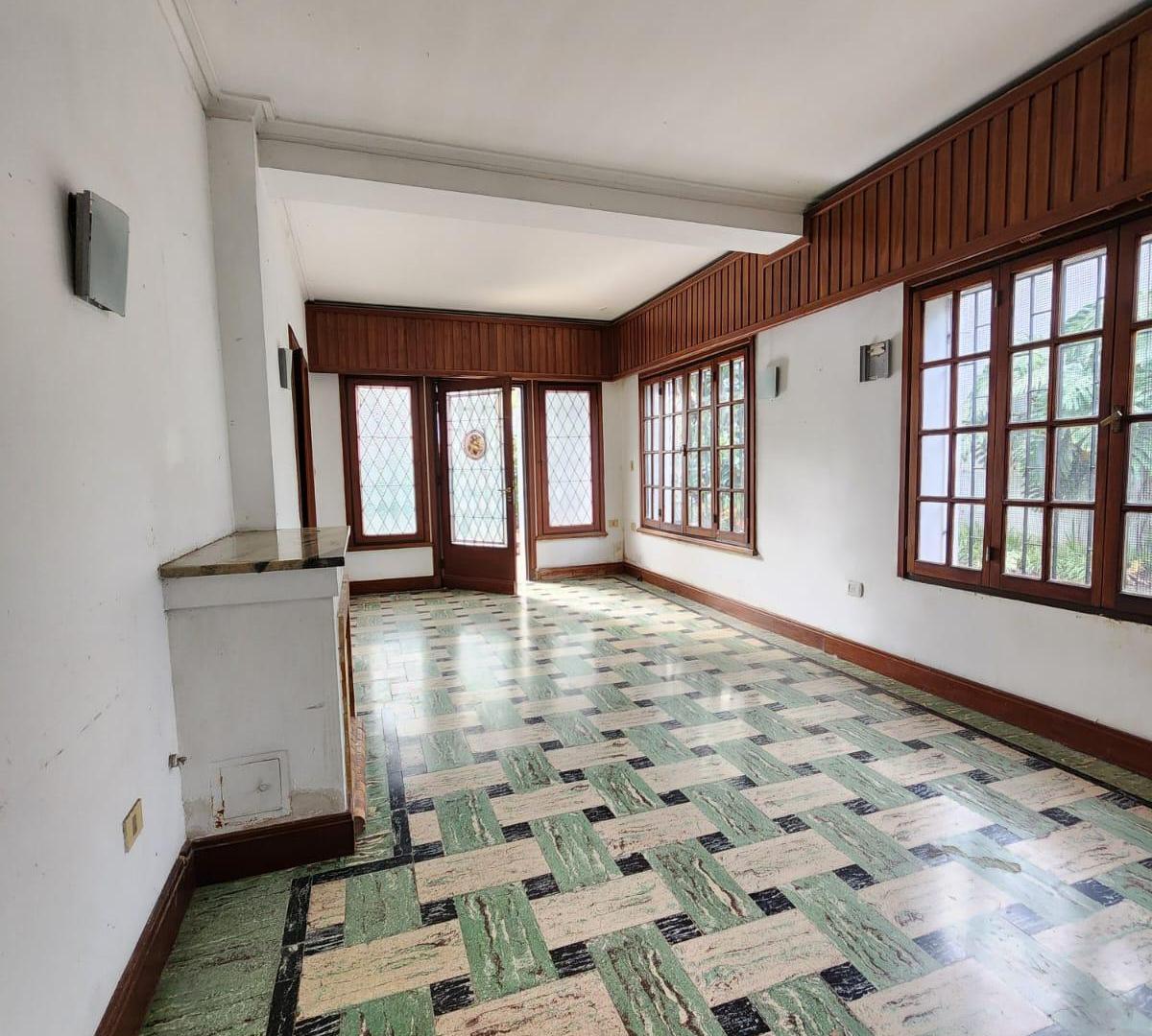 Foto de 60 entre 20 y 21. Casa en venta en La Plata, imagen 1