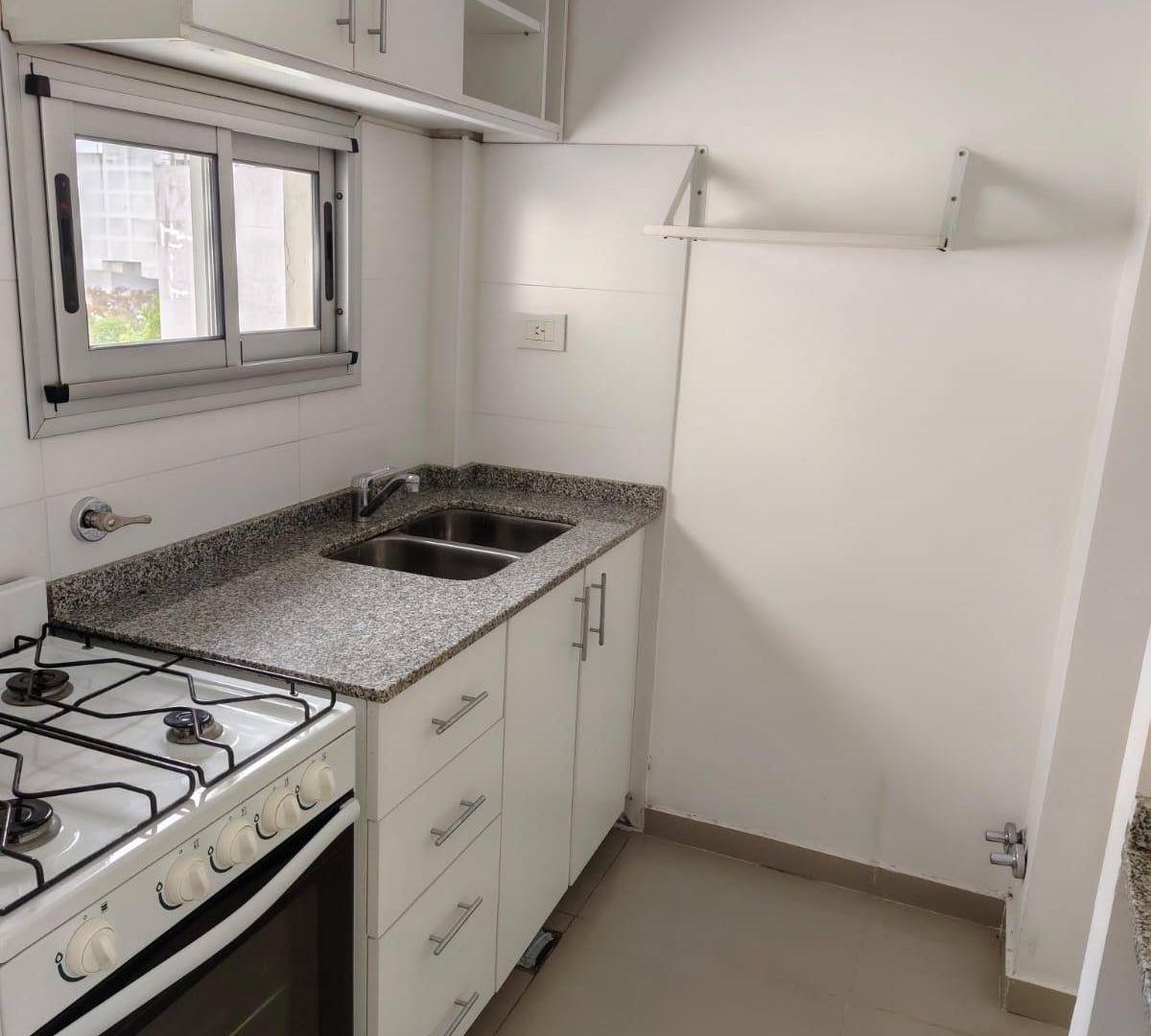 Foto de Dpto. en alquiler - 1 dormitorio - 39 e/ 3 y 4, imagen 5