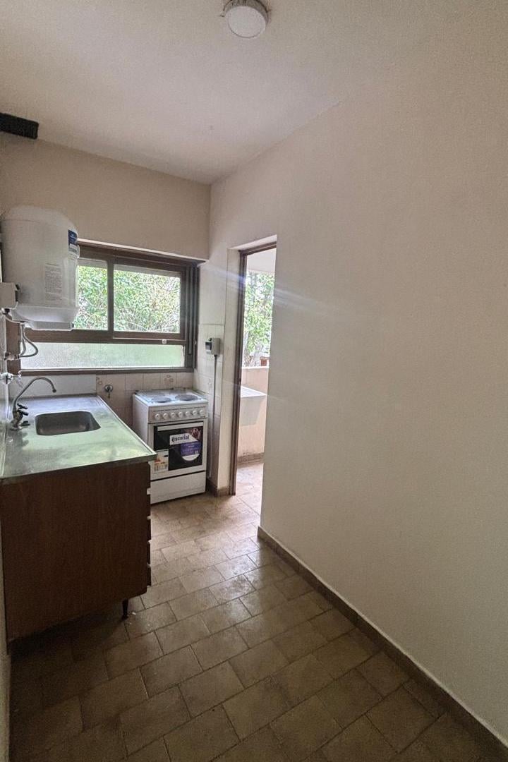 Foto de Departamento en alquiler en La Plata, imagen 3