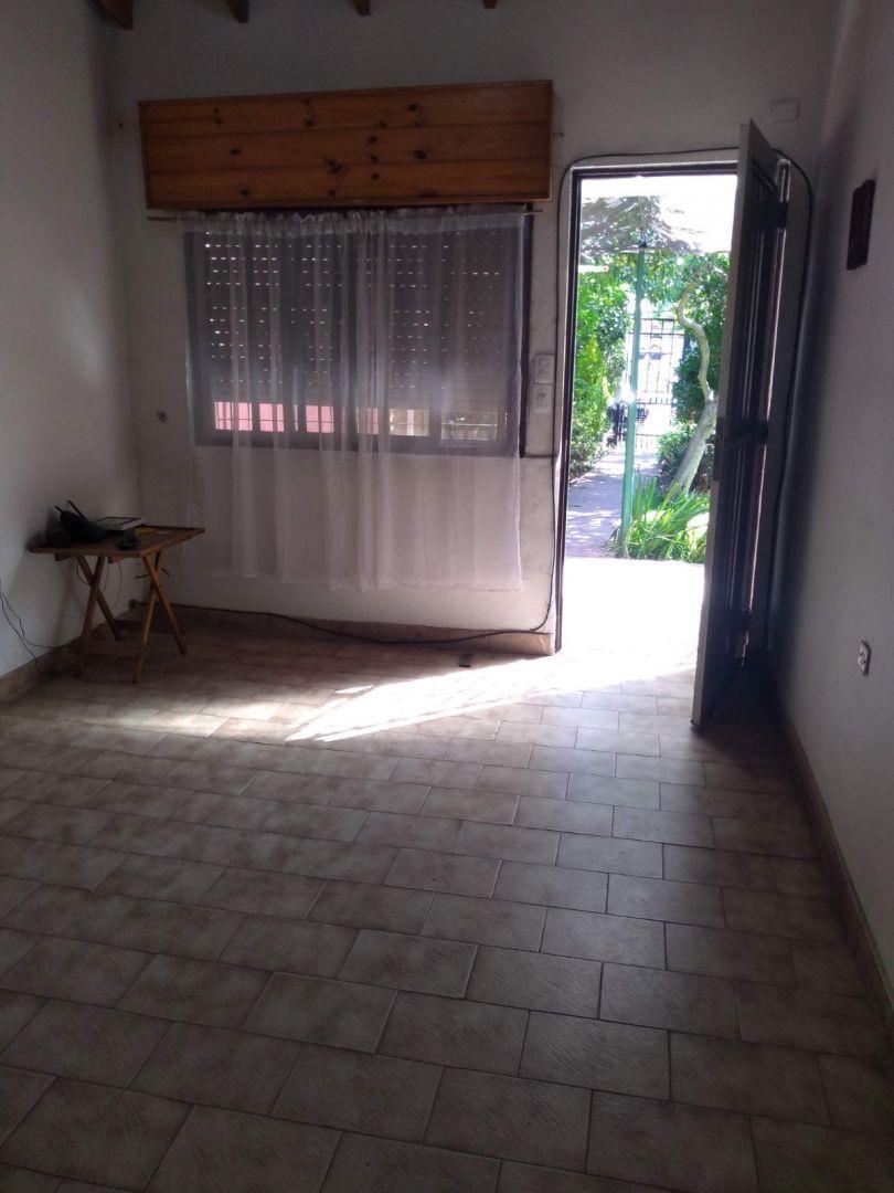 Venta de Casa 7 Ambientes o Mas en Villa Luzuriaga, La Matanza 3