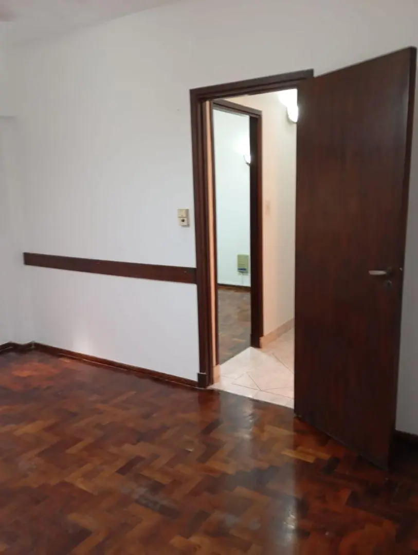 Alquiler de Departamento 3 Amb. APTO PROFESIONAL O VIVIENDA. en Ramos Mejía, La 4