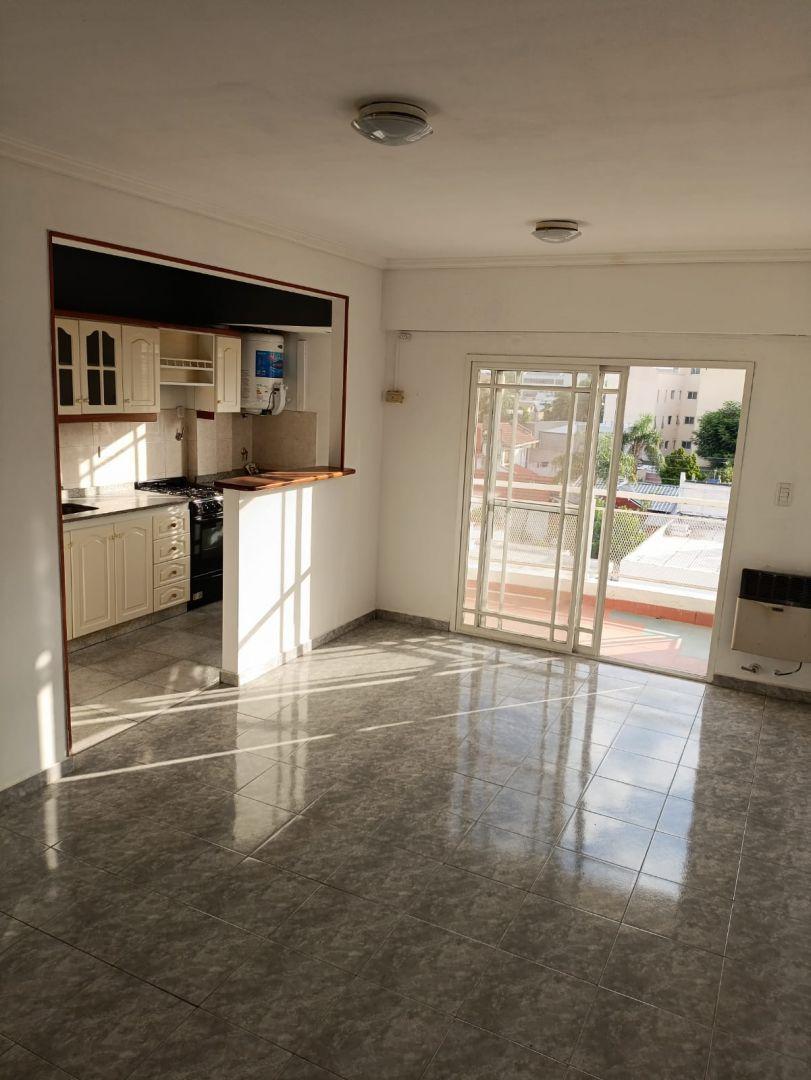 Foto de Venta de Departamento en Lomas del Mirador, La Matanza, imagen 2