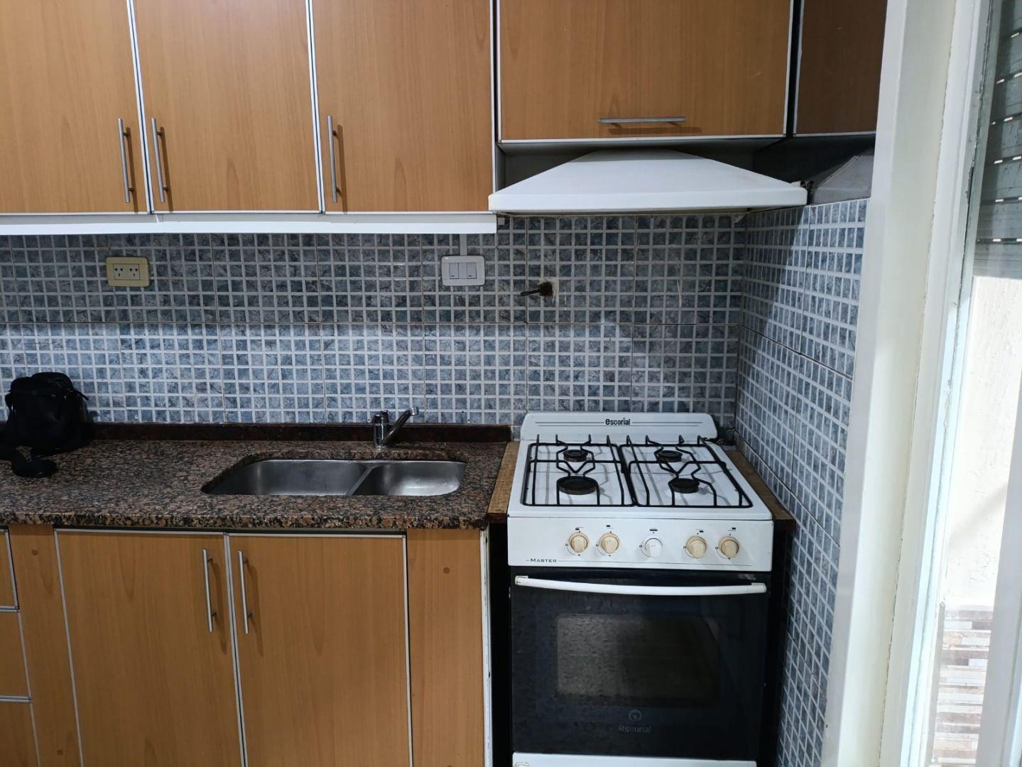 Foto de Alquiler de Casa 4 Ambientes (PH) -SIN EXPENSAS- en La Tablada, La Matanza., imagen 3