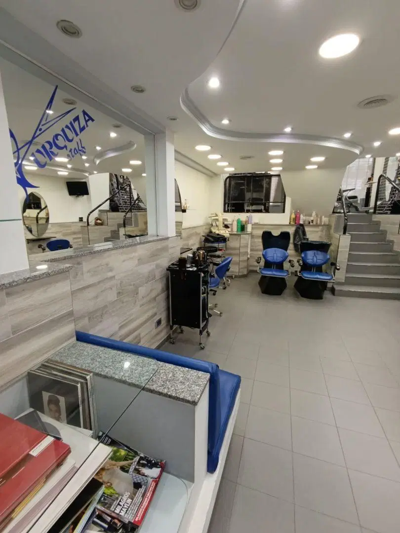 Venta de Local comercial en Lomas del Mirador, La Matanza. 83 metros. 3